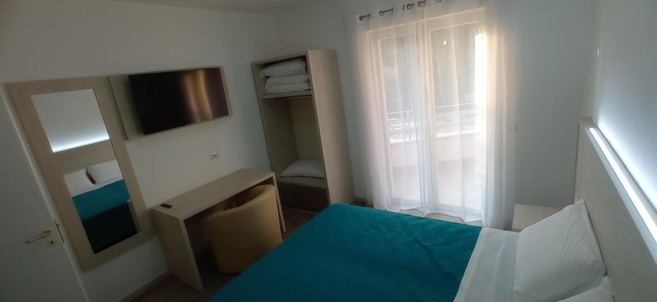 Appartamento Parco Urciuolo Чирелла Экстерьер фото